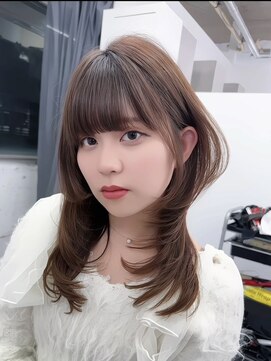 ミニョン(Mi9non) 【似合わせカット】顔周りカットが映える小顔ハッシュカット