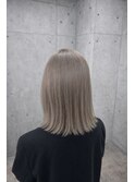 シルバーベージュ