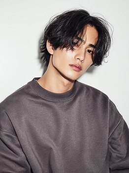 ヘアー ミッション 心斎橋店(hair Mission)の写真/第一印象を大きく左右するカットは《hair Mission》にお任せ!計算されたカットでON/OFFキマるスタイルに◎