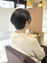 エル バイ ファースト(L by first)&nbsp;【L by first】クセをおさめる前下がりショート