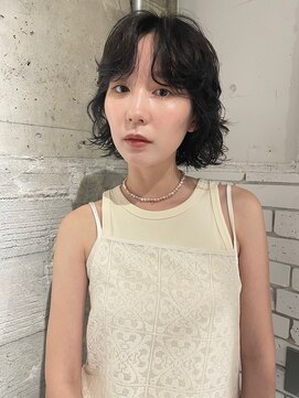 ニュア(neua) グレージュ/奈良/橿原神宮前