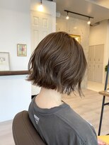 エコモ ヘアー(E Komo hair)&nbsp;チョコベージュ/外はねクビレショート