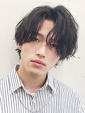 フィフス 原宿(fifth) ツイストスパイラルパーマツーブロックマッシュセンターパート