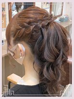 量産型ヘアメ　長さだしポニー