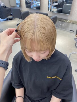 ペレ 栄店(PELE) 斜めバング/グレージュカラー/デザインカラー/栄/名駅