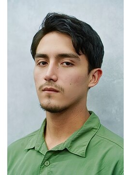 クロムトウキョウ ザ バーバー ネオン 新宿店(CHROM TOKYO the Barber ne/on) 外国人ショートスタイル