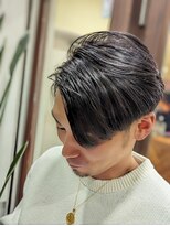 アン(Hair make un)&nbsp;メンズハイライト
