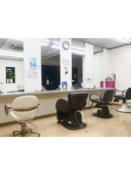 親子で営むアットホームサロン＊少人数のサロンなので、ゆっくり落ち着いて施術を受けられて嬉しい♪