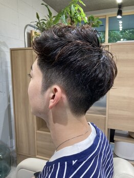 カワセ(KAWASE)の写真/【カット＋カラー¥8500】ON/OFFどちらもカッコよく。毎日のセットが楽になるスタイルをご提案！
