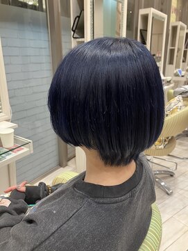 ビス ヘア アンド ビューティー 西新井店(Vis Hair＆Beauty) 大人可愛いネイビーブルーカラー