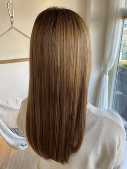 ヘアデザイン ディクト(hair design D.c.t)の写真/【高濃度水素カラー×マイクロバブル】で本来の素髪の手触りに♪水分を補給し、ツヤ感たっぷりの仕上がり☆