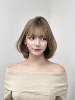 ロムーク 表参道(LOMKH)&nbsp;ミディアムレイヤーロングレイヤーカット顔周りオリーブベージュ