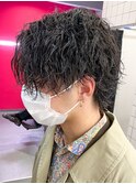 波巻きパーマ/スパイラルパーマ/メンズ/眉毛/短髪/サーフカール