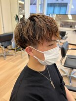 ウェイビーエフティフィフス 横浜西口(WAVEY ft.fifth)&nbsp;横浜波巻きパーマツイスパツイストスパイラルパーマ緩め弱め30代