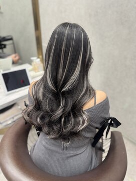 ロンド レア 天神大名店(Lond Le’a) 成人式前はケアブリーチで透明感！