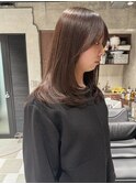 クリームベージュ