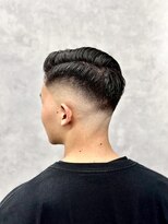 トラスト ザ バーバー 東京駅八重洲店(TRUST the Barber) フェードカットスタイル