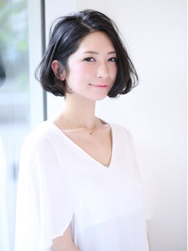 レブルーム(rebloom) カジュアルフェミニンボブ