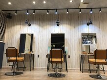 アグ ヘアー ライフ 宮崎台駅前店(Agu hair life)の雰囲気（こだわりが詰まった空間★リラックスしてお過ごしください。）