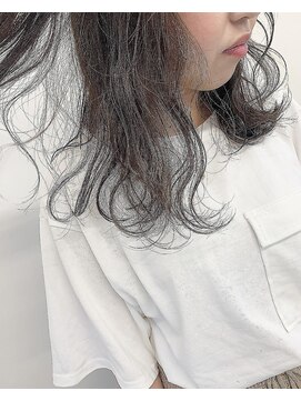 ガーランドウメダ(Garland umeda) ミディアムロング