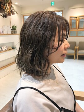 マーブレット(marblet.) 【marblet.】バレイヤージュカラーミディアムボブ☆