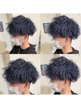 オムデュー(HOMME DEUX) 【AOI】クリーム波巻きパーマ&ブリーチネイビーカラー