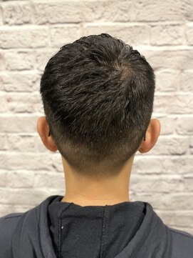 グレイスフル バーバープラチナム 六本木店(Graceful Barber platinum) 刈り上げ/ベリーショート/ソフモヒ/フェード/短髪/黒髪