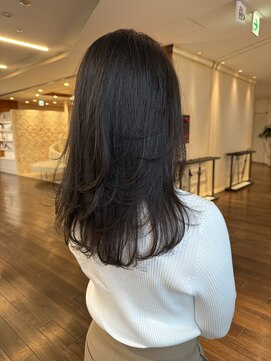 ザック ヴィ(ZACC  vie) グレージュ　レイヤーカット　20代30代40代