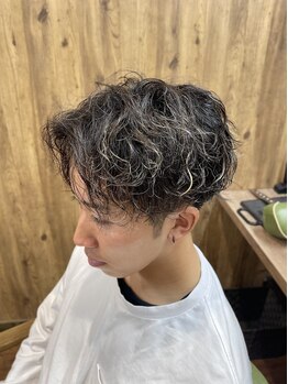 ヒロ(HiLO)の写真/【札幌/北区】プロによるこだわりのシェービングが大好評♪好感度＆清潔感抜群スタイルが叶う！
