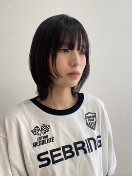 ヨーク(YOKE) 【YOKE】ミディアムレイヤー/ウルフ/顔まわりカット