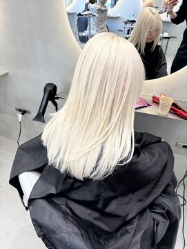 ソル 栄矢場町(SOL) ホワイトブロンド