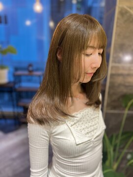 ソエル(Soell) 髪質改善 レイヤーカット オリーブカラー ツヤ髪 20.30代女性