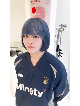 ハイブ 金沢(Hive) 10代20代ブリーチハイトーンアッシュブルー