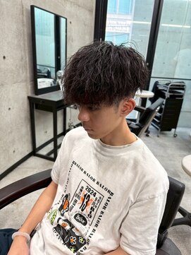 イーラ(era) パーマ/メンズ/刈り上げ/眉毛/ツイスト