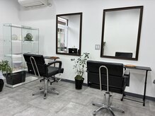 レガロ(regalo)の雰囲気（真っ白なセット面　お肌も髪も綺麗に映ります＾＾）