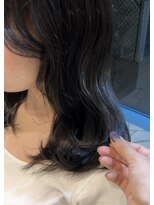 シアン 栄店(CYAN.)&nbsp;透けるオリーブカラーでトーンダウン