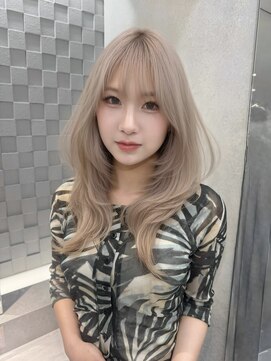 ジェム リット(GEM lit) シルバーベージュ/レイヤー/ミディアムレイヤー/韓国ヘア