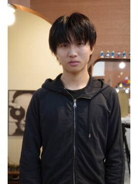 エディ(Edy) マッシュウルフ韓国ヘアセンターパートコンマバング眉毛カット