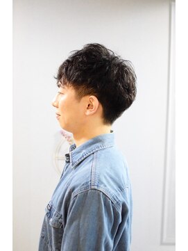 フォンクオアンド(foncuo&) ツーブロックショートパーマスタイル