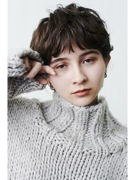 ラミ(L'ami) ひし形ショート×ワンカールパーマ