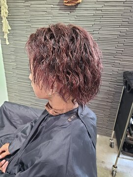 ラウレア(LAULEA) ツイストスパイラルパーマ