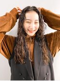 くるくるパーマスパイラルパーマセンターパートロングパーマ