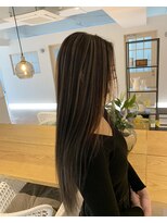 シェーン 仙台駅広瀬通店(schon)&nbsp;コントラストハイライト×ストレートスタイル