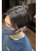 【メンズ】センター分け刈り上げマッシュ