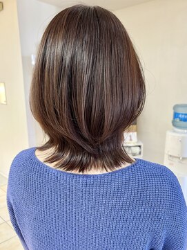 クオリス 上板橋店(QUALIS) ひし形シルエット★レイヤーボブ 外ハネ くびれ ブラウン ツヤ髪