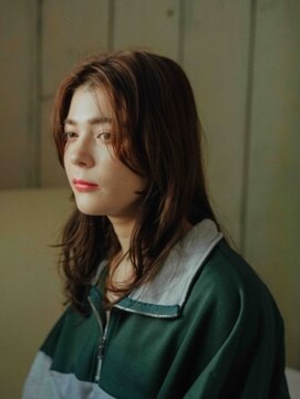 ヌル いわき(neul) 【neulいわき】ゆるふわセミロング