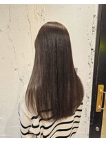 エイト 福岡天神店(EIGHT fukuoka) グレージュ