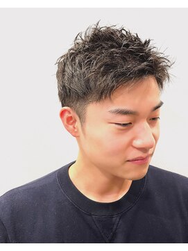 銀座マツナガ 神田店 20・30代人気◎さわやかツーブロックアップバンク刈り上げ
