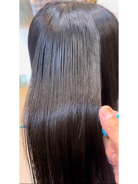 チリンバイロストシティー(Chillin by LOSTCITY) ダメージレス縮毛矯正