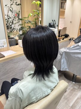 ボネッカ 鶴見(BONECCA) レディースウルフカット♪